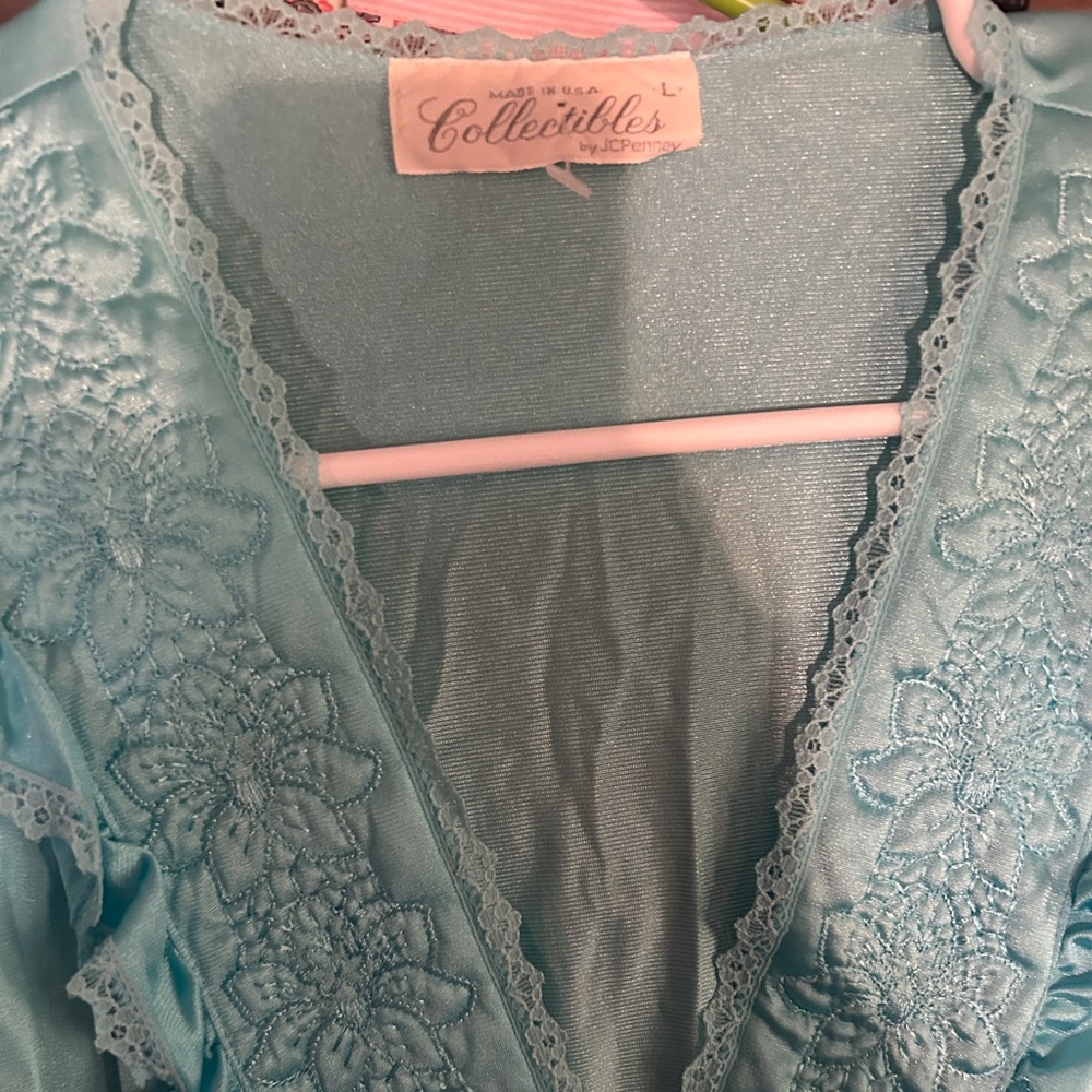 Vintage Exquisite Form Elegant Blue Lace Trim Nightgown J.C. Penney - Picture 3 of 4